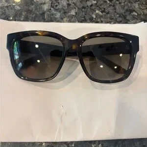 Givenchy | Accessories | Givenchy Brown Sunglasses Luxurious  display picture 3